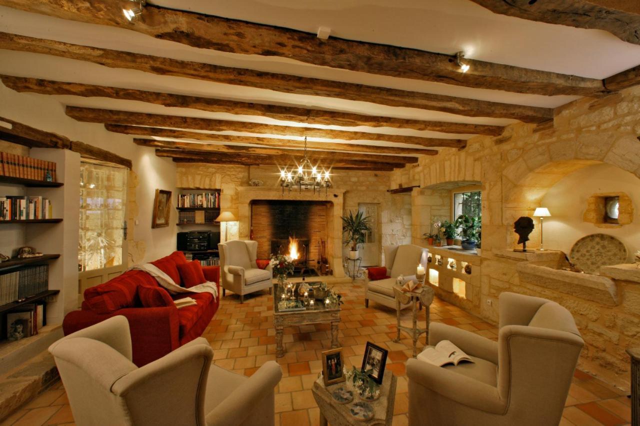 Le Prieure Du Chateau De Biron Biron  Eksteriør billede